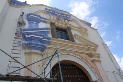 Ayuntamiento de Xiloxoxtla rehabilita el exterior de la iglesia imagen 1