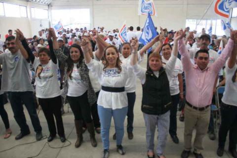 Reciben a la gobernadora del cambio en Altzayanca imagen 1