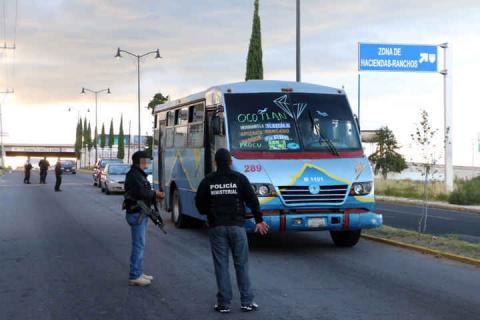 Despliegan operativo durante la tradicional "Noche que Nadie Duerme" imagen 6