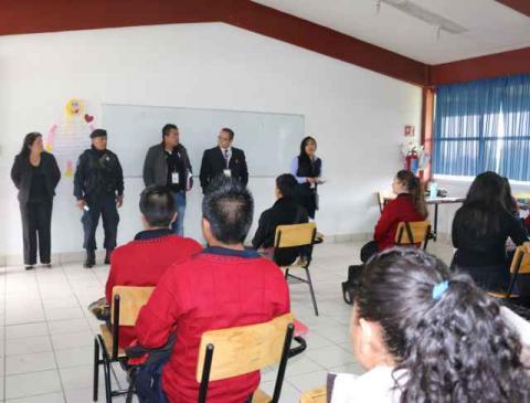 Realizan "Operativo Mochila" en Yauhquemehcan y Coaxomulco imagen 1