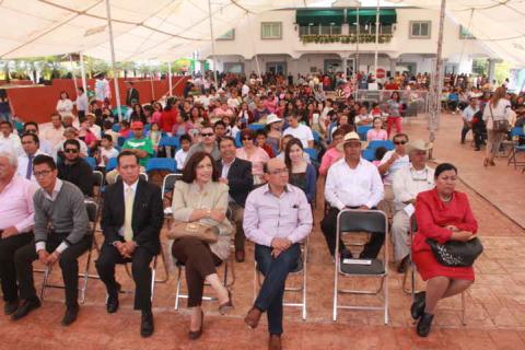 Espectacular inicio de “feria del comal Tzompantepec 2015” imagen 3