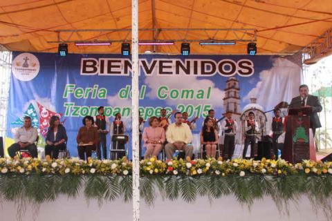 Espectacular inicio de “feria del comal Tzompantepec 2015” imagen 1