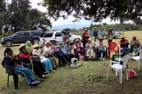 Convive edil con Adultos Mayores de Calpulalpan imagen 2