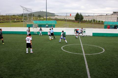 Realizan torneo de Futbol 7 en “Feria Patronal Calpulalpan 2015” imagen 5
