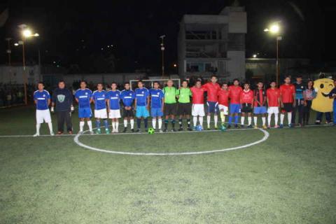 Espectacular final de Fut 7 reúne a cientos de pobladores en Tepetitla imagen 1