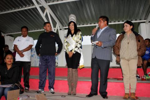 Realizan torneo de Futbol 7 en “Feria Patronal Calpulalpan 2015” imagen 3