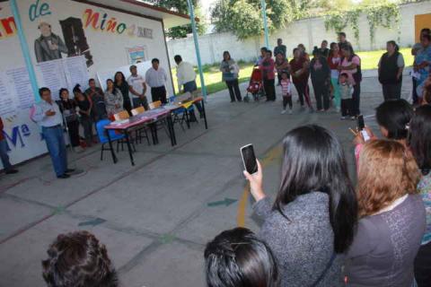 Jardín de niños de Ixtacuixtla es beneficiado con loseta por diputado federal imagen 1