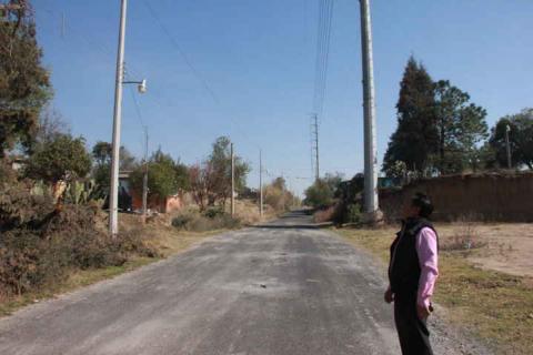 Supervisa alcalde la ampliación de la energía eléctrica imagen 1