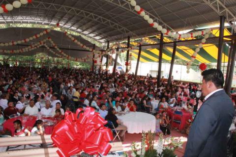 Madres de Zacualpan son festejadas por el Ayuntamiento imagen 1