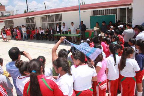 180 alumnos de la primaria Miguel Hidalgo de Tenango si contaran con una techumbre imagen 2