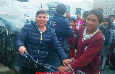 Entrega DIF Huamantla 80 bicicletas a niños de escasos recursos imagen 5