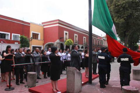 Tecopilco realiza homenaje cívico por mes patrio Arrían Bandera imagen 3