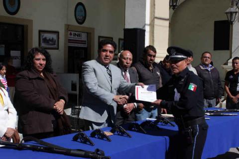 Acreditan Policías de Calpulalpan curso de Formación Inicial imagen 4