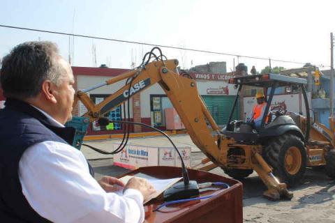 En Huamantla continúa la mejora en importantes avenidas imagen 1