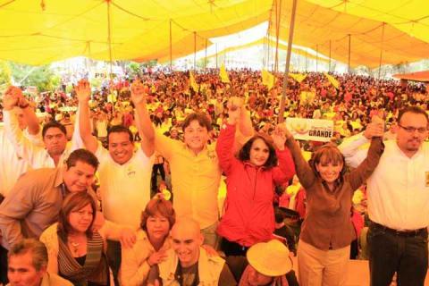 Festeja Sesín decada de "Red Jóven"; se suman Padierna y Cuéllar imagen 1