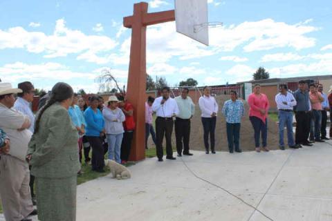 Algredo inicia trabajos de techumbre en Hueyotlipan imagen 3