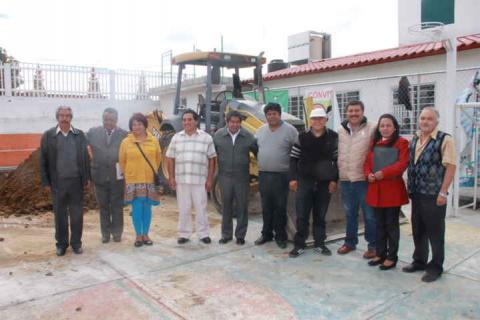 Inician la construcción de la techumbre de la primaria de Tetlatlahuca imagen 1