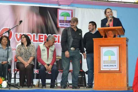 Conmemoran el Día a la No Violencia contra la Mujer imagen 7