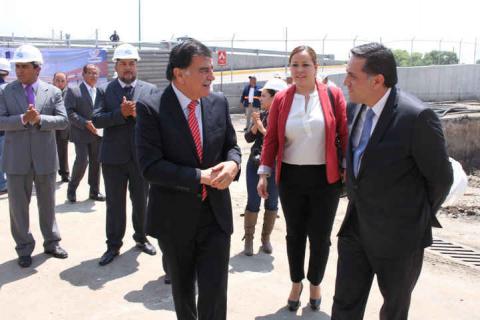 Colocan primera piedra de "Fábricas de Francia en Apizaco" imagen 4