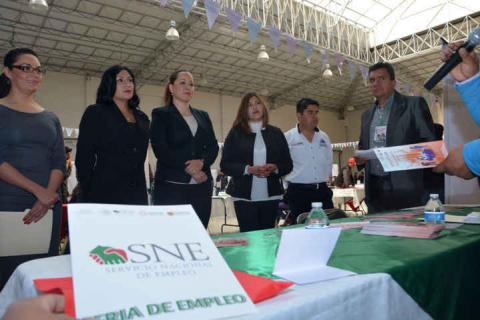 Con éxito efectuó SEPUEDE la Feria del Empleo para Jóvenes