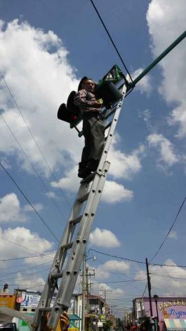 Reparan autoridades semáforos en Zacatelco imagen 2