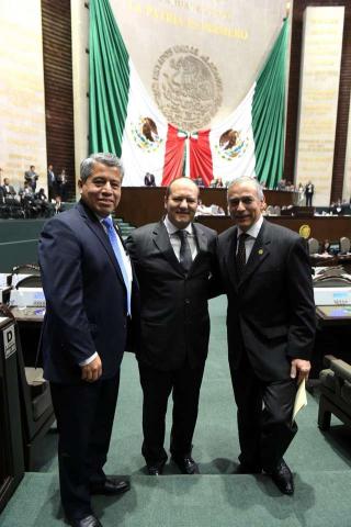 Presenta Juan Corral iniciativa para que alcaldes profesionalicen a su personal imagen 2
