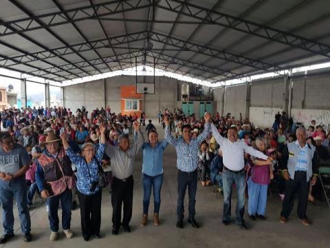 Hueyotlipan respalda a Florentino para llegar al Senado imagen 1