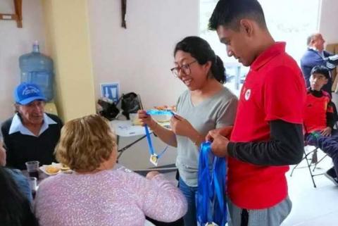 Estudiantes de Gerontología Social UATx refuerzan práctica y conocimientos con personas mayores de Cuaxomulco imagen 1