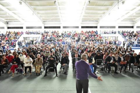 Imparten conferencia magistral “Rompiendo el paradigma de la enseñanza” a docentes del CECYTE imagen 1