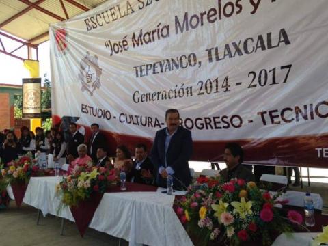 Líder de la CCCD Francisco Román Apadrina Secundaria Técnica imagen 2