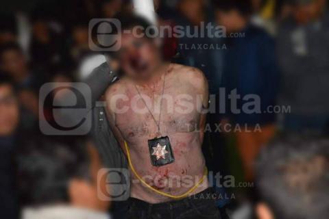Intento de linchamiento en Hueyotlipan; ladrón era policía imagen 3