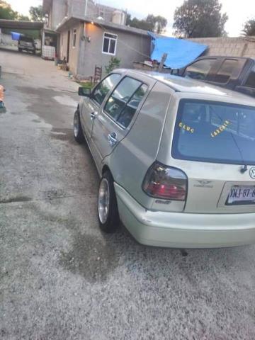 A través de las redes sociales buscan automóvil robado imagen 2