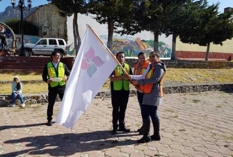 Diputada todo terreno da banderazo para inicio de obra en El Rosario imagen 1