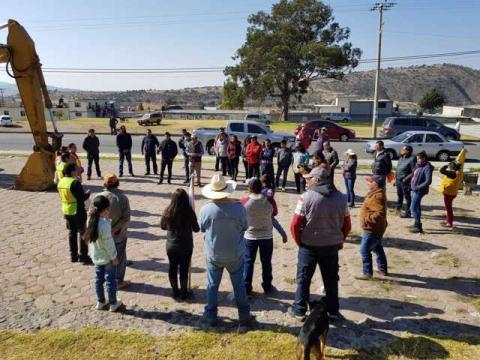 Diputada todo terreno da banderazo para inicio de obra en El Rosario imagen 2