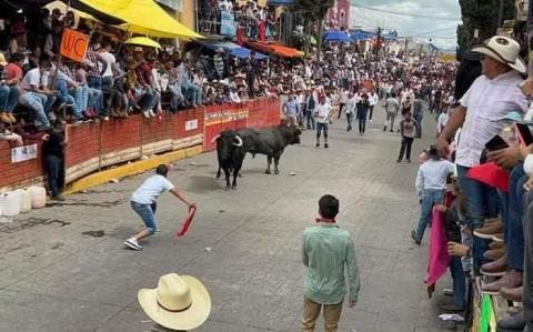 Deja la Huamantlada 21 lesionados y ningún herido grave