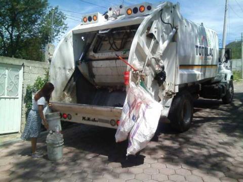 En Totolac los servicios no se suspenden, pese a la toma de la alcaldía: GPB