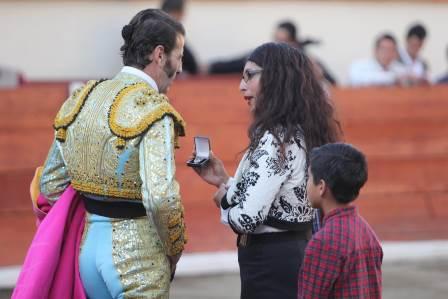 Gerardo Rivera triunfa en la primera corrida de feria imagen 2