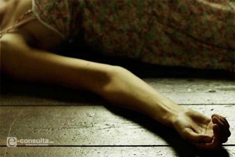 Violan a joven mujer y el sujeto además le roba el celular