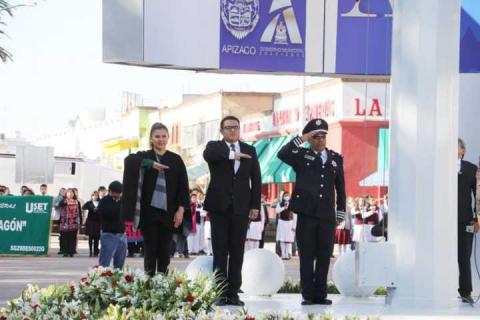 A partir de hoy una nueva bandera se ondea en Apizaco imagen 5