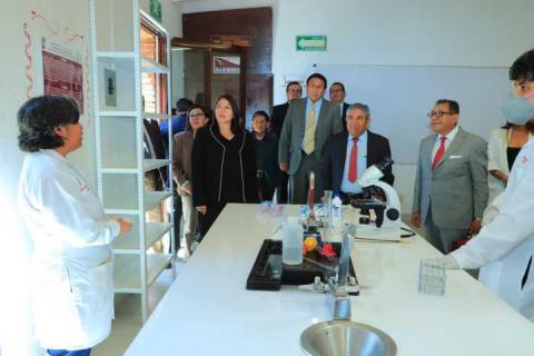 Rector de la UATx aquilata mérito de docentes universitarios imagen 2