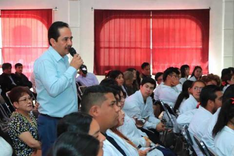 Rector de la UATx aquilata mérito de docentes universitarios imagen 4