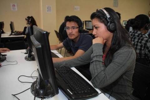 Realizarpa UPTX 3ra Olimpiada de Financera imagen 1