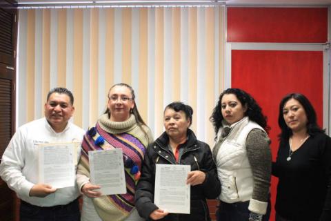 Firma convenio DIF de Apetatitlán con el CRI de Apizaco imagen 1