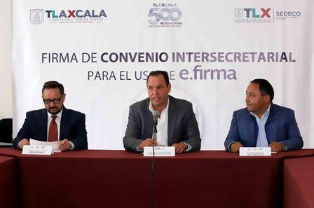 Once dependencias fortalecen servicios con firma electrónica