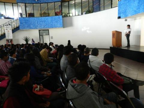Se Inaugura ciclo escolar 2013- 2014 en el IMM y UMT imagen 1
