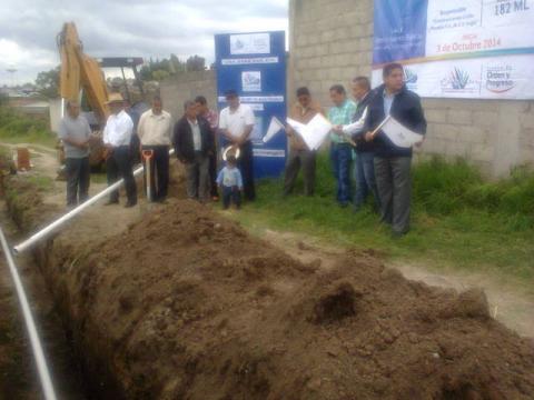 Calpulalpan: Bajo programa “Una Obra por Día” Inician construcción de Red de Agua Potable en Santiago Cuaula imagen 5
