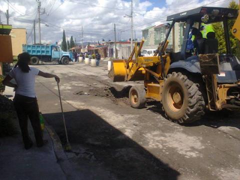 Calpulalpan: Realizan jornada de Mejoramiento Urbano en “Fraccionamiento Federados” imagen 3