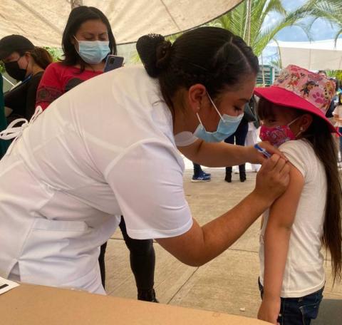 Aplicó IMSS Tlaxcala 9 mil 440 de primera dosis contra COVID-19 a menores entre 5 a 11 años de edad, en Apizaco imagen 5