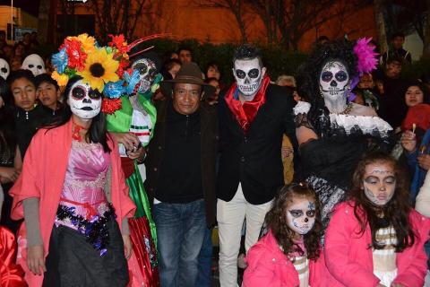 Un éxito resultó la Noche de Disfraces organizada por Rafa Coca imagen 7