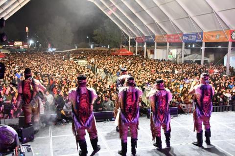 Arrancan en total seguridad y fiesta las presentaciones del foro del artista en Huamantla imagen 1